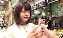 O fată drăguță de la facultate din Japonia face o muie intensă și se angajează în acțiuni de tip doggystyle - Psychoporn net